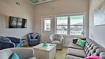 Casa (Multiple Bedrooms) | Interior