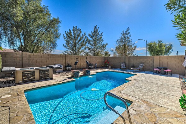 Talo (4 Bedrooms) | Sisätilat