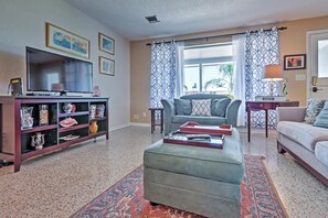 House (2 Bedrooms) | Interior - Ormond Beach Bungalow w/ Patio & Quiet Setting! (Ormond Beach)