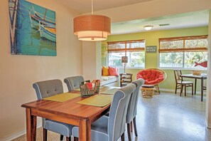 House (2 Bedrooms) | Interior - Ormond Beach Bungalow w/ Patio & Quiet Setting! (Ormond Beach)