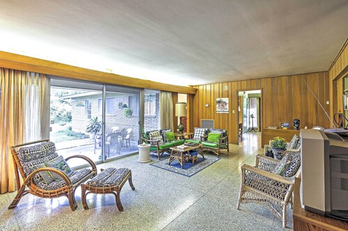 Mid-century Hideaway: Spacious Brownsville Home!