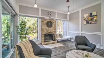 Cottage (2 Bedrooms) | Interior