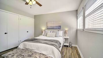 Cottage (2 Bedrooms) | Interior