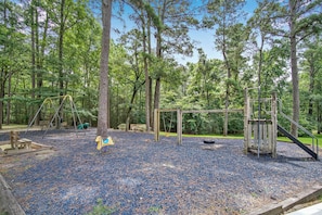Interior - Coldspring Cottage < 1 Mi to Lake Livingston! (Coldspring)