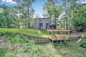 Interior - Coldspring Cottage < 1 Mi to Lake Livingston! (Coldspring)