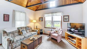 Cottage (3 Bedrooms) | Interior