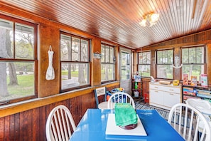 Cottage (3 Bedrooms) | Interior