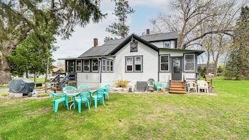 Cottage (3 Bedrooms) | Interior