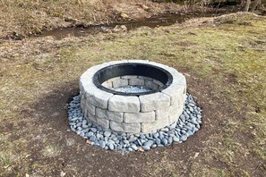 House (3 Bedrooms) | Interior - Serene Saxton Lodge: 7 Mi to Lake Raystown! (Saxton)