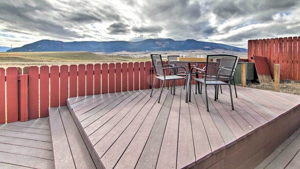 Unclassified image, 1 of 24, button - Livingston House w/ Mtn Views, Deck & Grill! (Livingston)