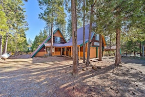 House (3 Bedrooms) | Front of property