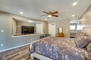 House (Multiple Bedrooms) | Interior