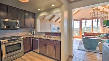 Ketuhar gelombang mikro, ketuhar, dapur, mesin basuh pinggan mangkuk