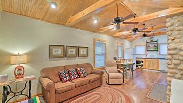 Cottage (1 Bedroom) | Interior