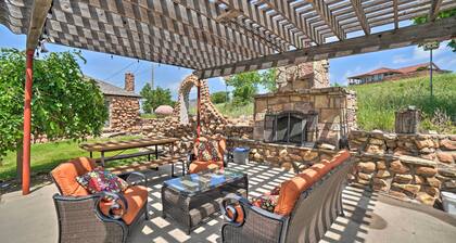 Charming Hilltop Cottage in Medicine Park!