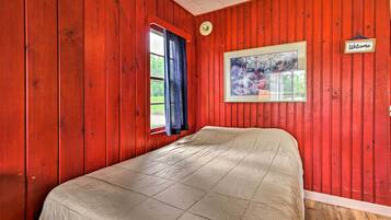 House (1 Bedroom) | Interior