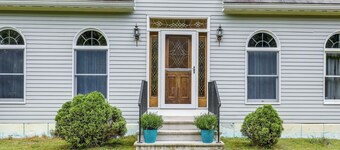 Meriden Village of Plainfield Home w/ Backyard