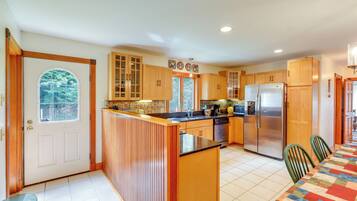 Rumah (5 Bedrooms) | Interior