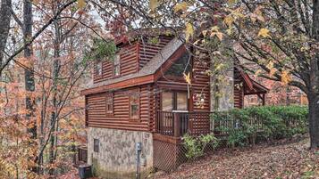 House (3 Bedrooms) | Front of property
