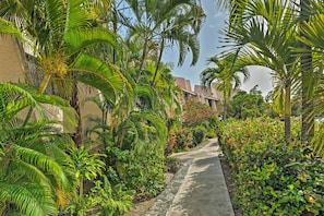 Apartment (2 Bedrooms) | Interior - Beachfront St Croix Condo w/ Pool + Lanai! (Christiansted)