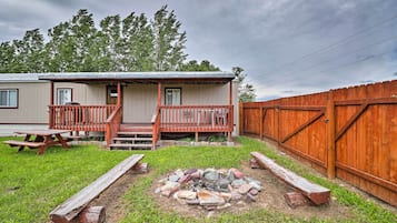 村舍 (2 Bedrooms) | 室外用餐