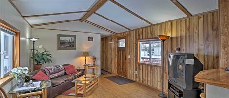 Cottage (2 Bedrooms) | Interior