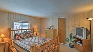 Cottage (2 Bedrooms) | Interior