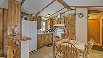 Cottage (2 Bedrooms) | Interior