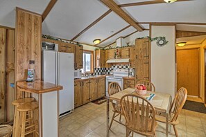 Cottage (2 Bedrooms) | Interior