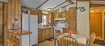 Columbia Falls Home ~ 22 Mi to Glacier Natl Park!