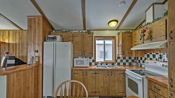 Cottage (2 Bedrooms) | Interior