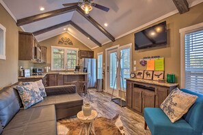 House (1 Bedroom) | Interior - 'little Lucky Star' w/ Pond, Boat & Pasture View! (Winnsboro)