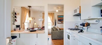 Red Gates Cottage 3 Miles to University!