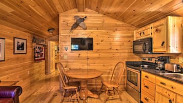 House (1 Bedroom) | Interior