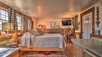 Apartment (0 Bedroom) | Interior