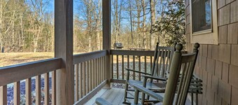 Berkeley Springs Haven w/ Sleepy Creek Access!