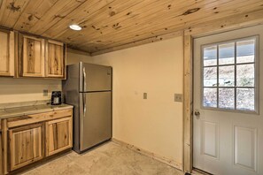 Cottage (2 Bedrooms) | Interior