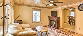 Quaint Appalachian Getaway ~ 2 Mi to Boone!