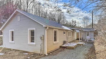 Cottage (2 Bedrooms) | Interior