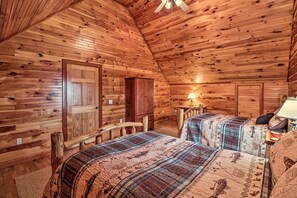 House (3 Bedrooms) | 3 bedrooms, iron/ironing board, bed sheets - 'marfly Retreat' - Remote White River Getaway! (Mountain View)