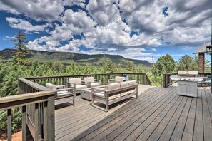 House (3 Bedrooms) | Interior - Fire Pit, Deck & Mtn Views: Upscale Pine Cabin! (Pine)
