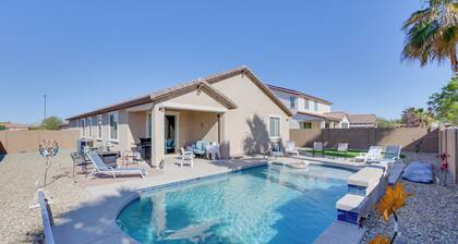3 Mi to Goodyear Ballpark: Desert Den w/ Pool