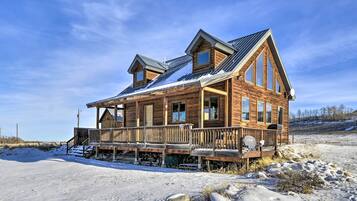 House (2 Bedrooms) | Front of property