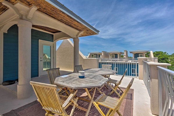 Apartment (4 Bedrooms) | Front of property - Santa Rosa Beach Haven w/ Rooftop + Pool Access (Santa Rosa Beach)