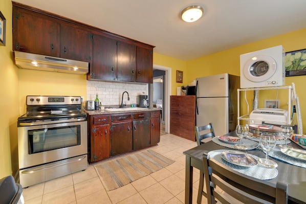 House (2 Bedrooms) | Interior - Renovated Charlotte Bungalow - 3 Mi to Downtown! (Charlotte)