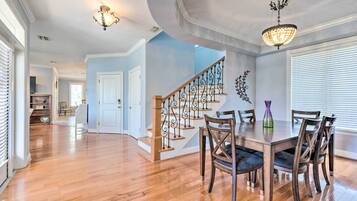 House (5 Bedrooms) | Bahagian dalam