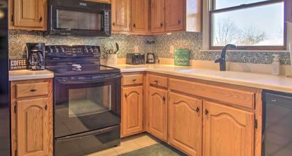 3 Mi to Beach & Boardwalk: Family Frankford Home