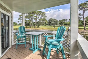Front of property - Waterfront North Myrtle Beach Condo w/ Pool Access (North Myrtle Beach)