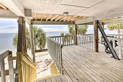 Waterfront Escape w/ Balcony on Shell Point Beach!