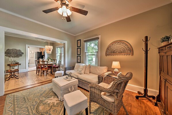 Cottage (2 Bedrooms) | Interior